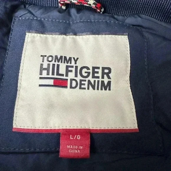 Tommy Hilfiger Navy Blue Parka with Faux Fur Hood Size Large - Picture 11 of 13